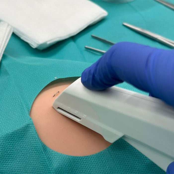 Entraîneur de suture cutanée